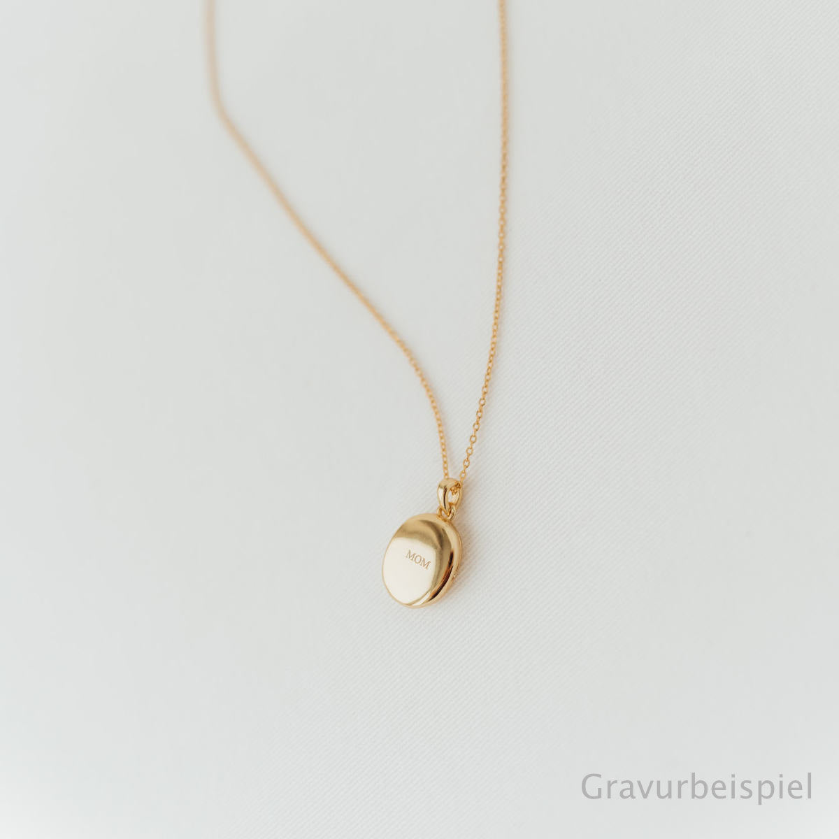 Classic Medaillon - So Loved Manufacture