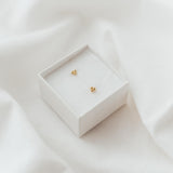 Tiny Dots | Ohrringe für €24.99 von So Loved Manufacture