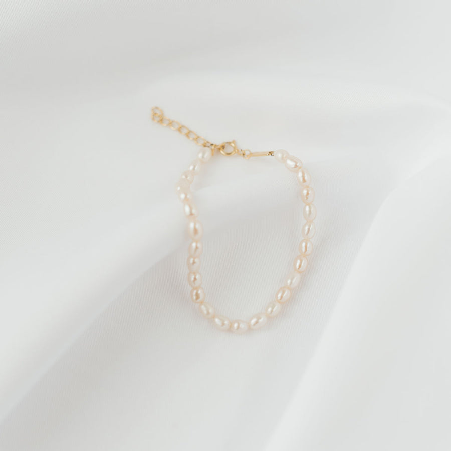 Pearl Bracelet | Armband für €39.99 von So Loved Manufacture