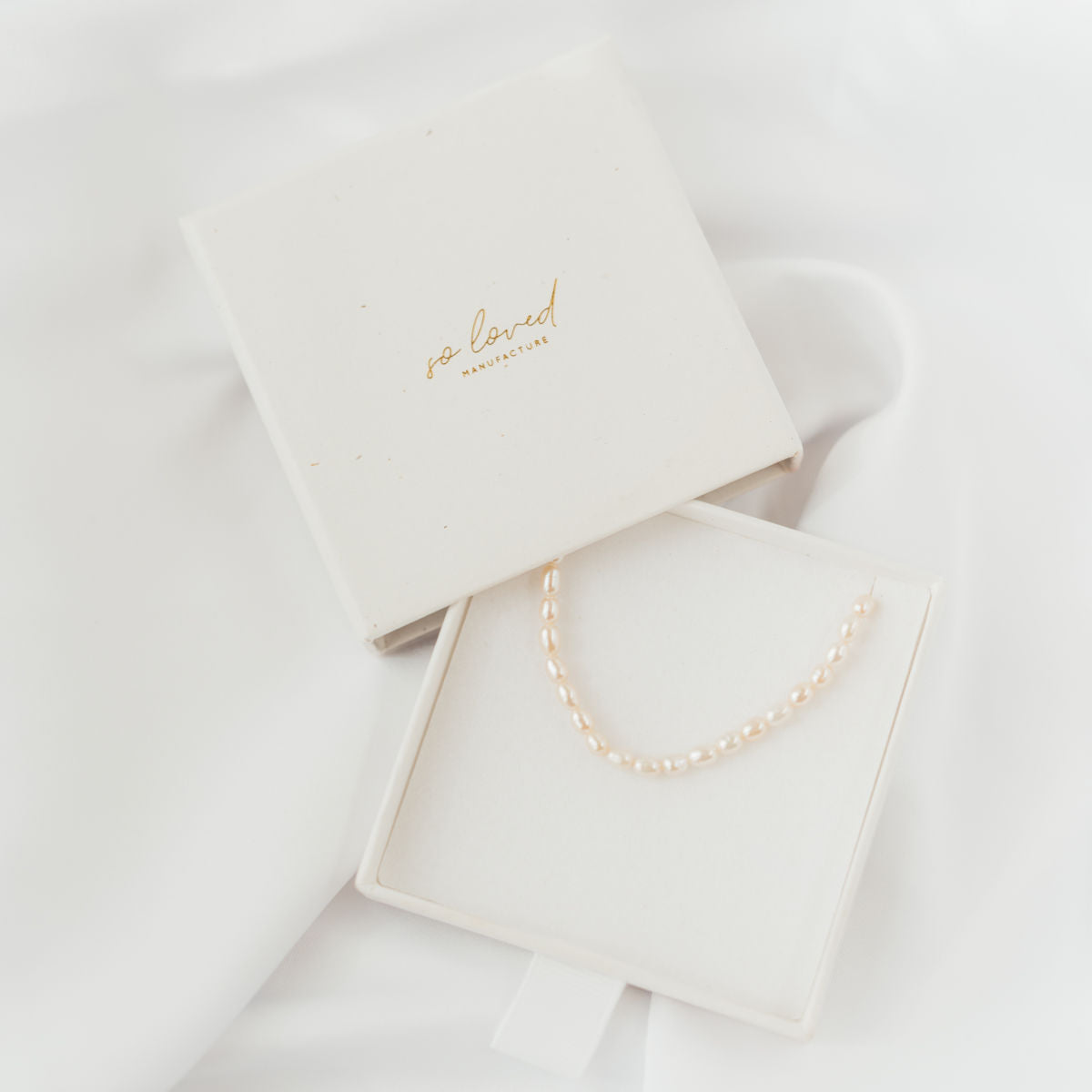Pearl Bracelet | Armband für €39.99 von So Loved Manufacture