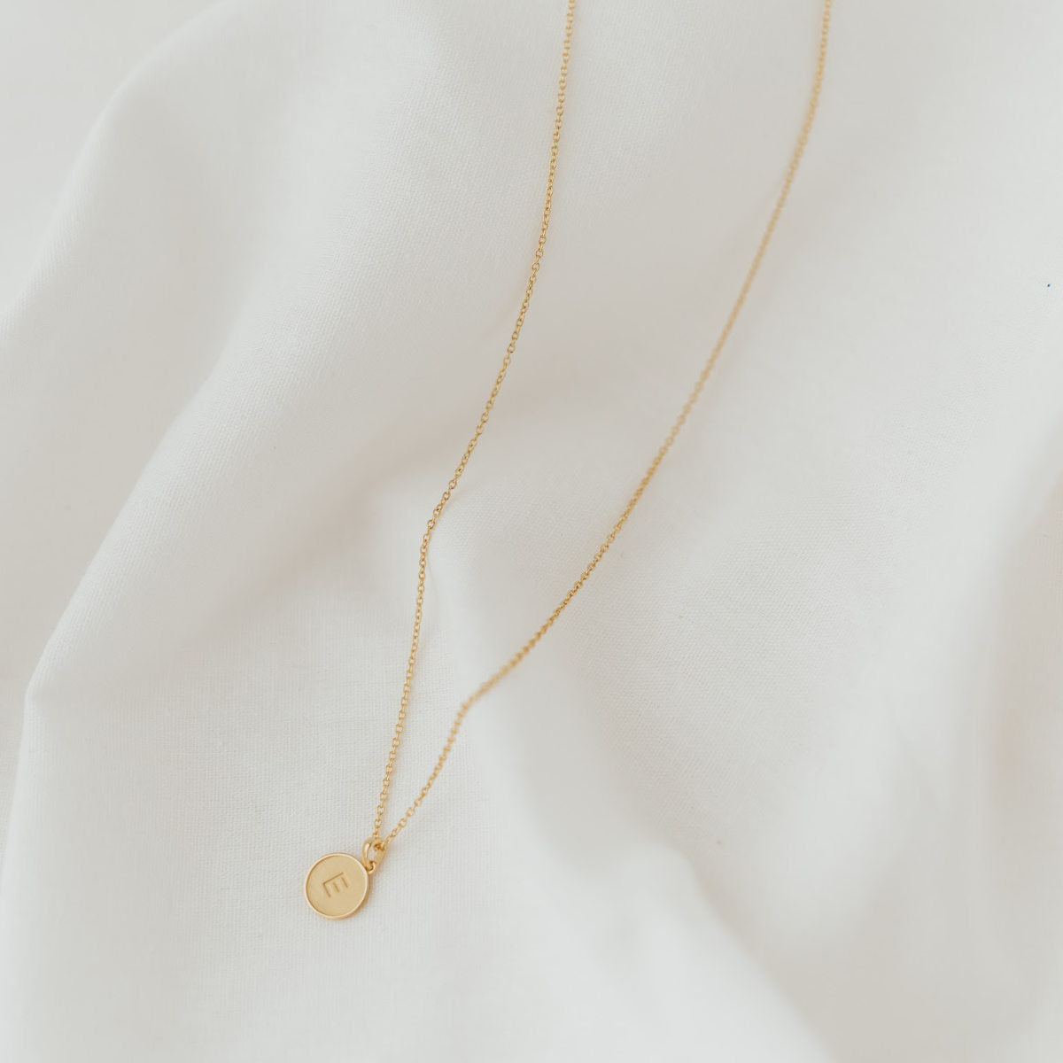 Letter Necklace | Kette für €39.99 von So Loved Manufacture