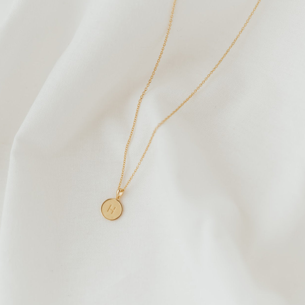 Letter Necklace | Kette für €39.99 von So Loved Manufacture