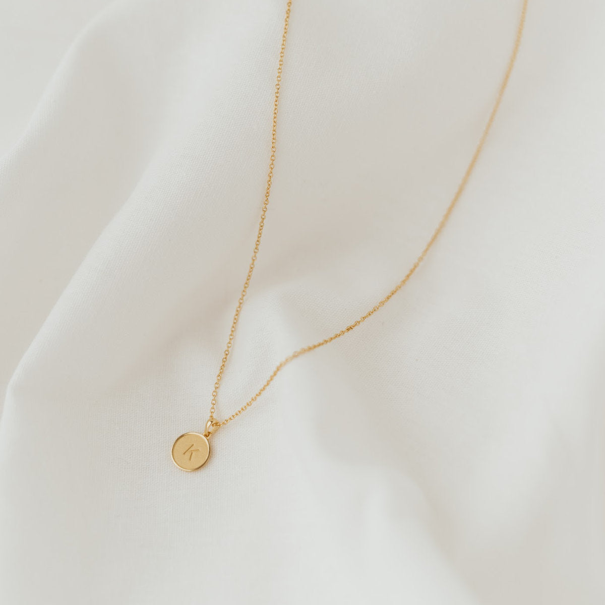 Letter Necklace | Kette für €39.99 von So Loved Manufacture