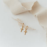 Alive Crystal Hoops | Ohrringe für €21.99 von So Loved Manufacture