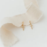 Alive Crystal Hoops | Ohrringe für €21.99 von So Loved Manufacture