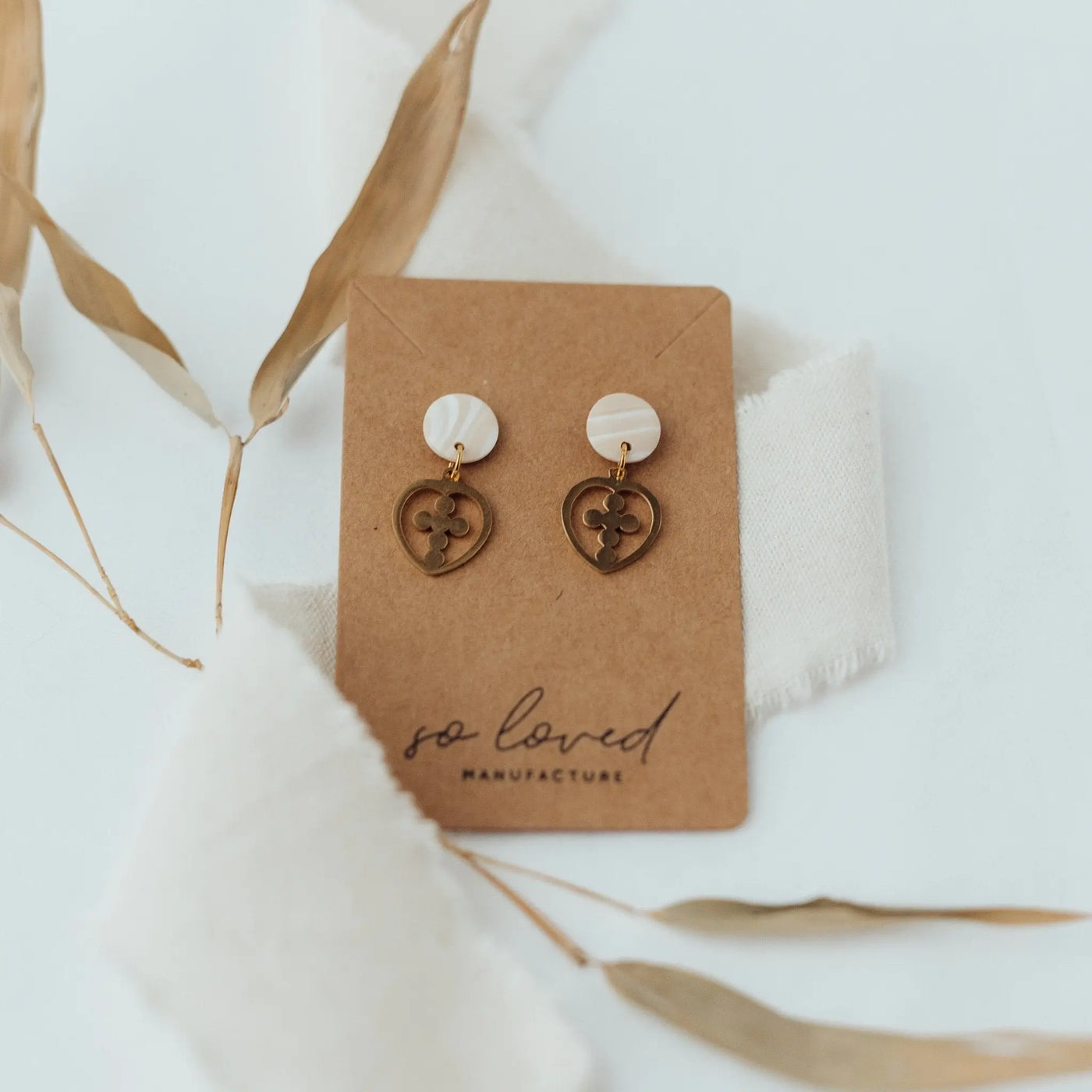 Alive Heart | Ohrringe für €14.99 von So Loved Manufacture