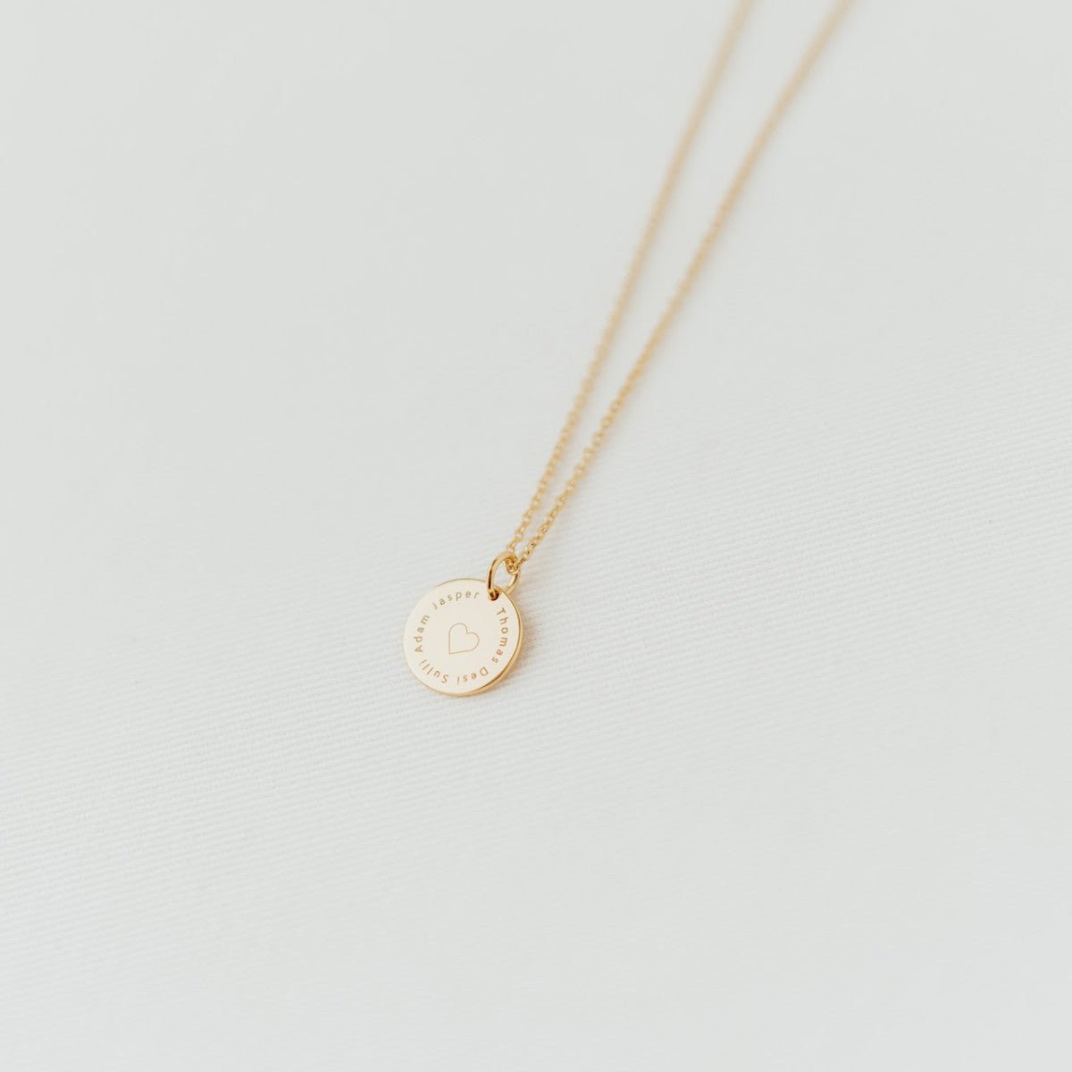 Coin Engrave Necklace | Kette für €49.99 von So Loved Manufacture