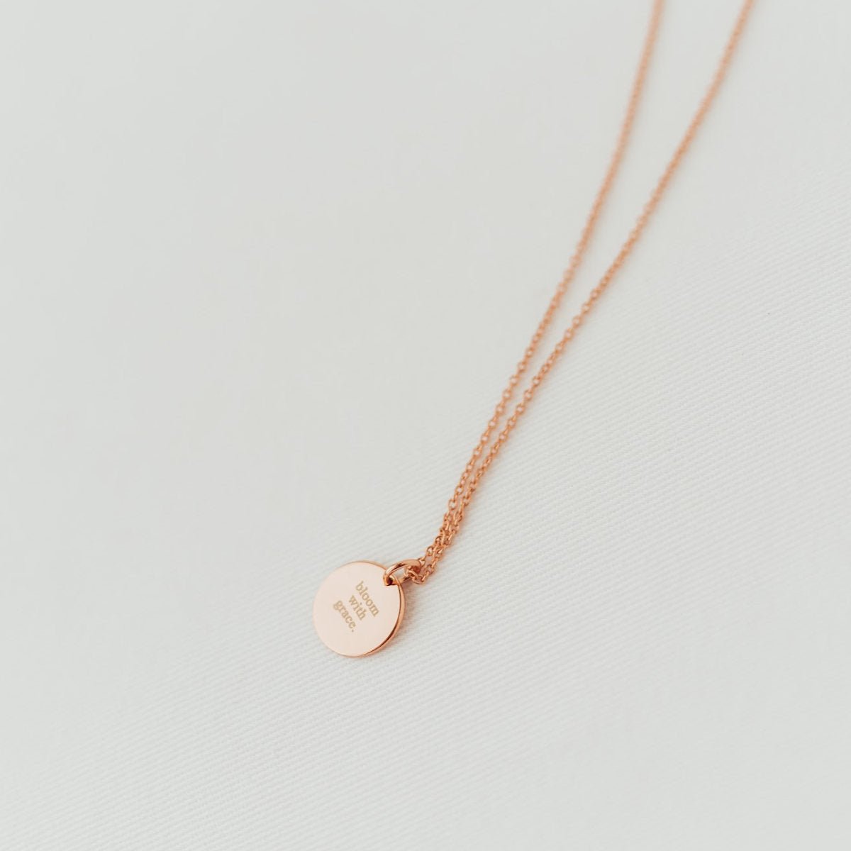 Coin Engrave Necklace | Kette für €49.99 von So Loved Manufacture