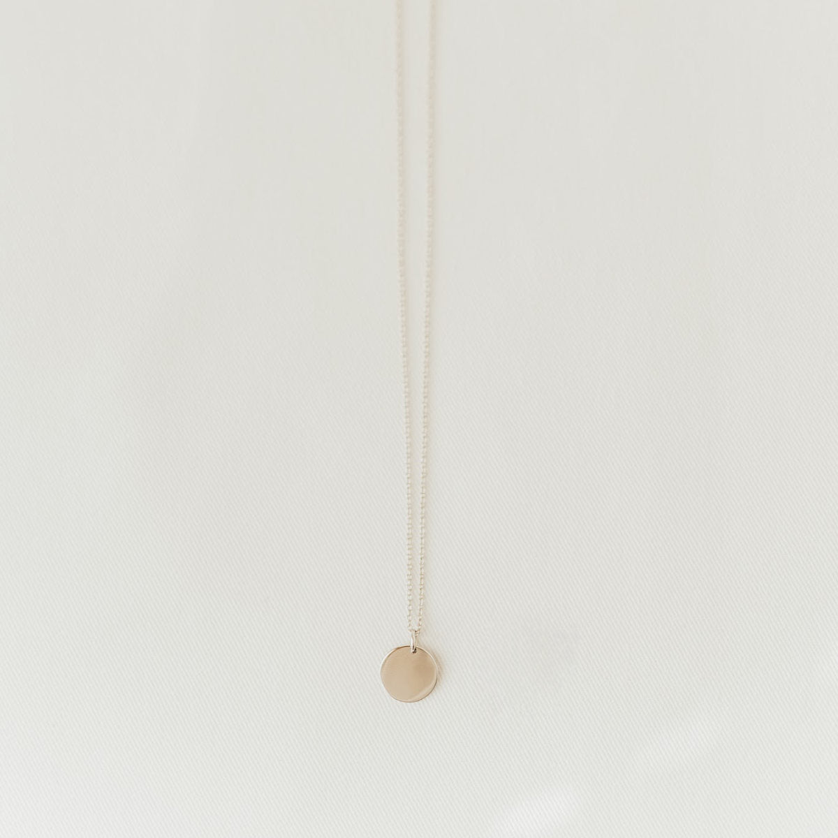 Coin Engrave Necklace | Kette für €49.99 von So Loved Manufacture