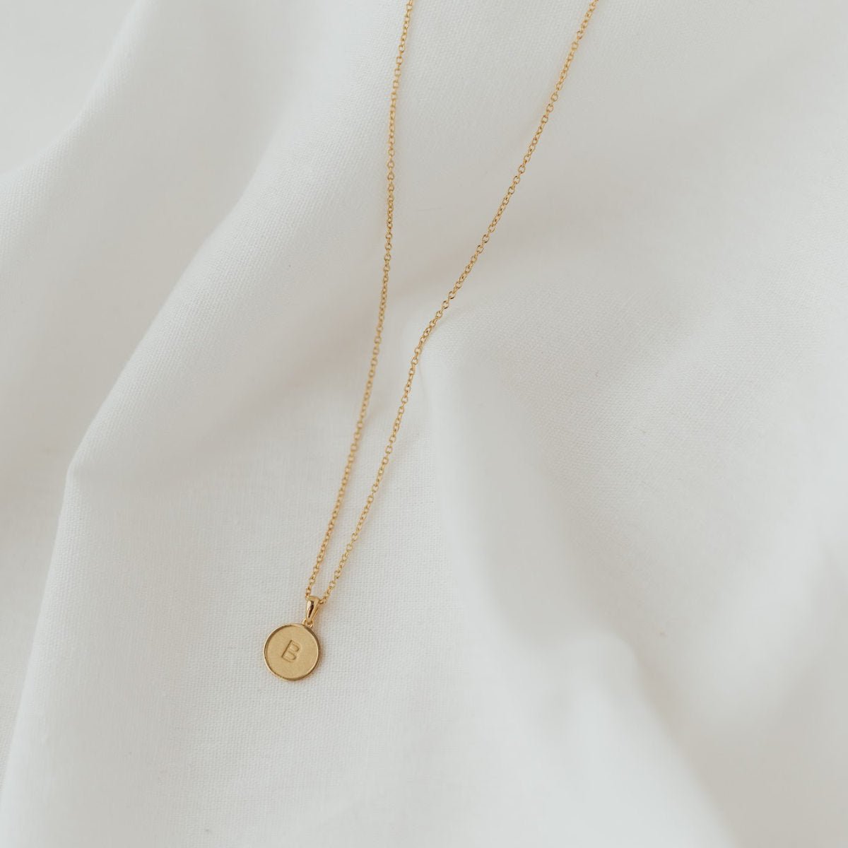 Letter Necklace | Kette für €39.99 von So Loved Manufacture