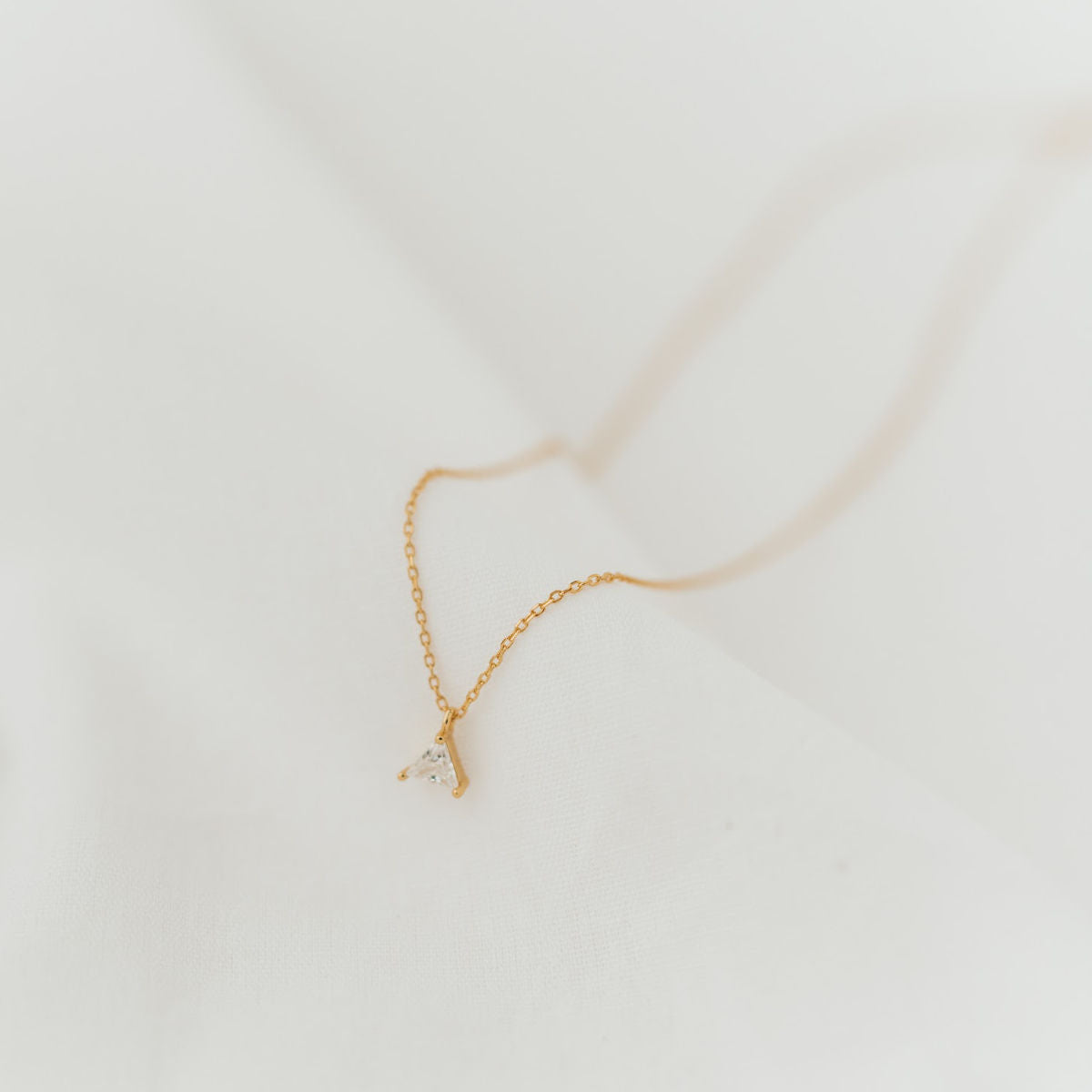 Malin Triangle - Necklace | Kette für €29.99 von So Loved Manufacture