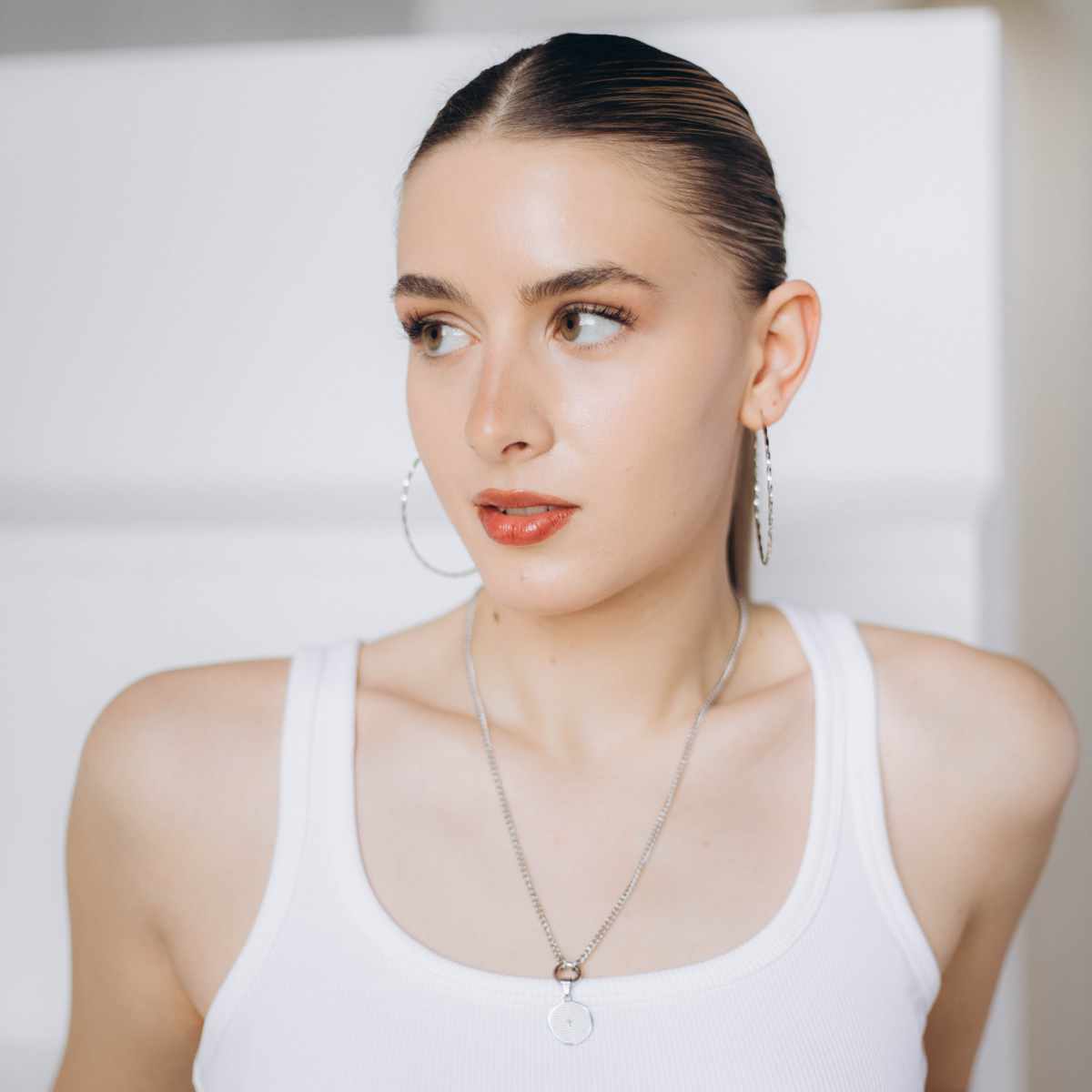 Cleo Hoops