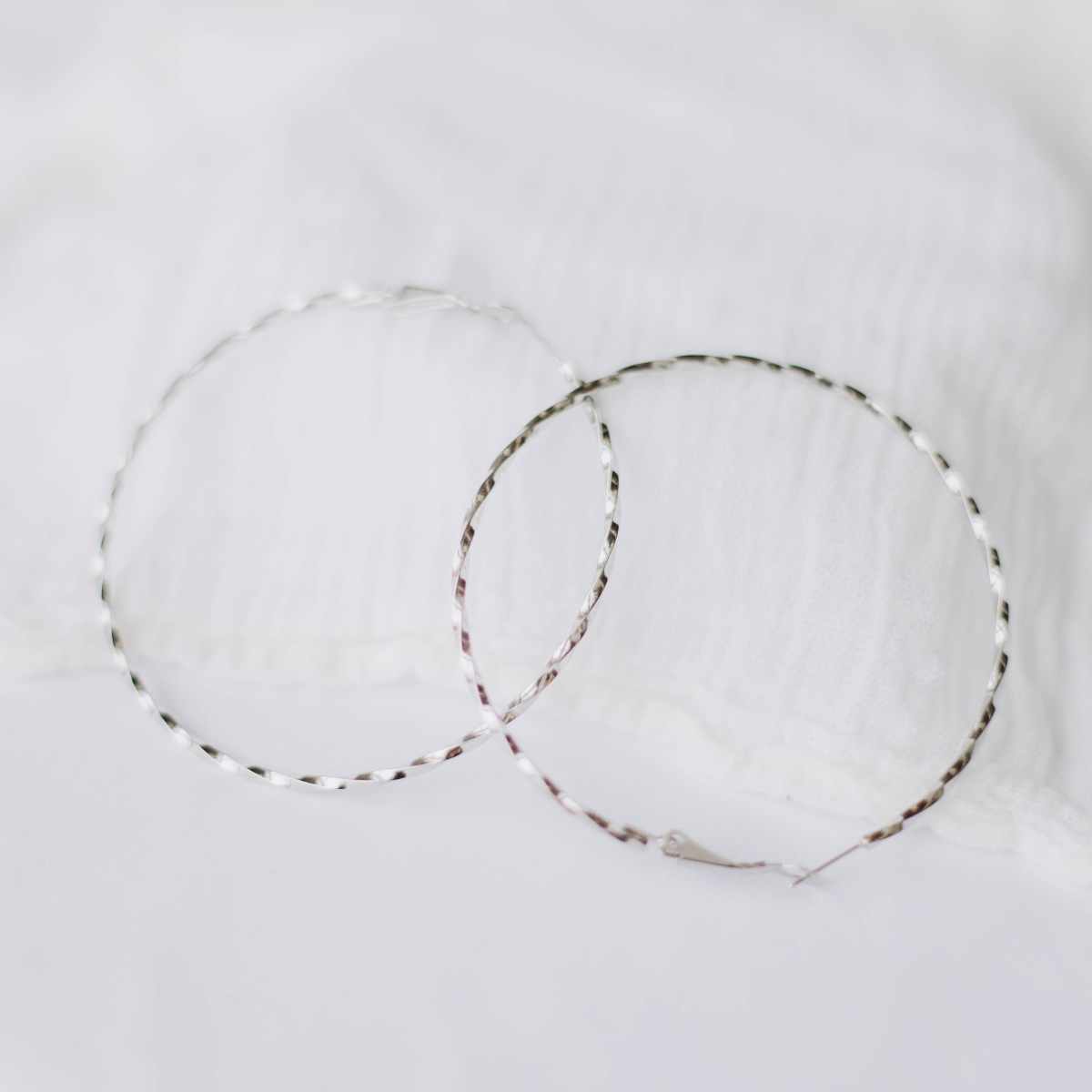 Cleo Hoops