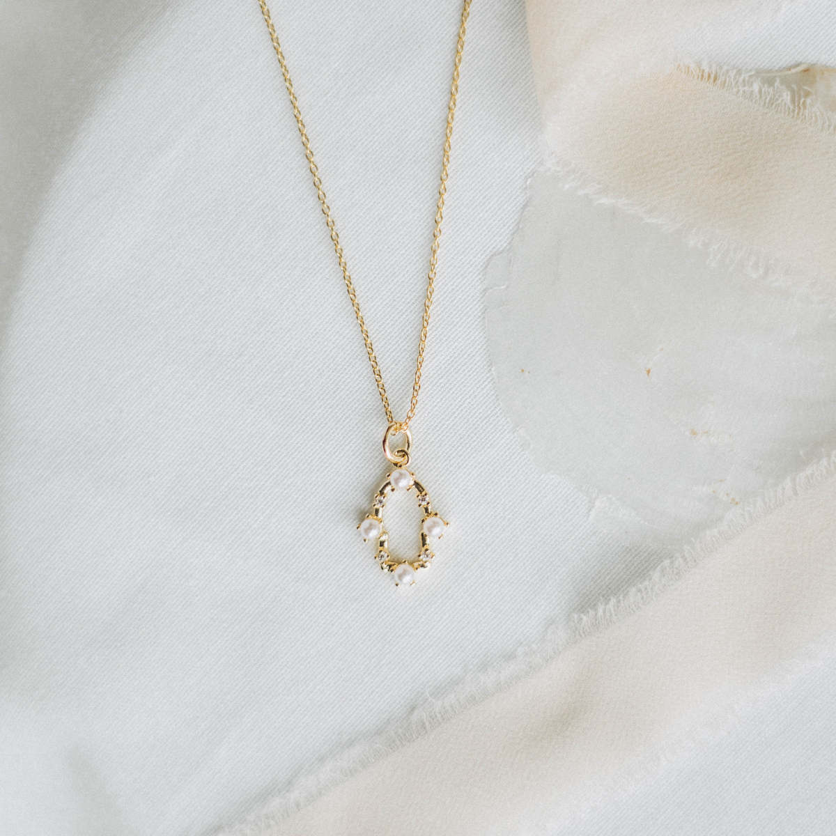 Pearl Frame Necklace