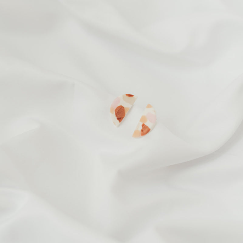 Flower Halfmoon | Ohrringe für €14.99 von So Loved Manufacture