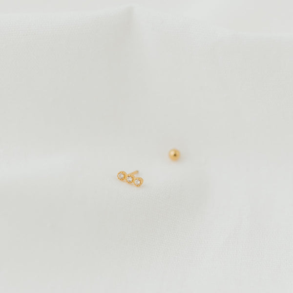 Pia Piercing | Ohrringe für €24.99 von So Loved Manufacture