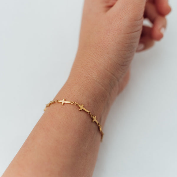 Alive Bracelet | Armband für €14.99 von So Loved Manufacture