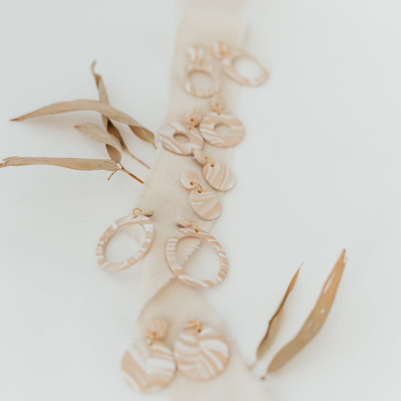 Circle Small | Ohrringe für €17.99 von So Loved Manufacture