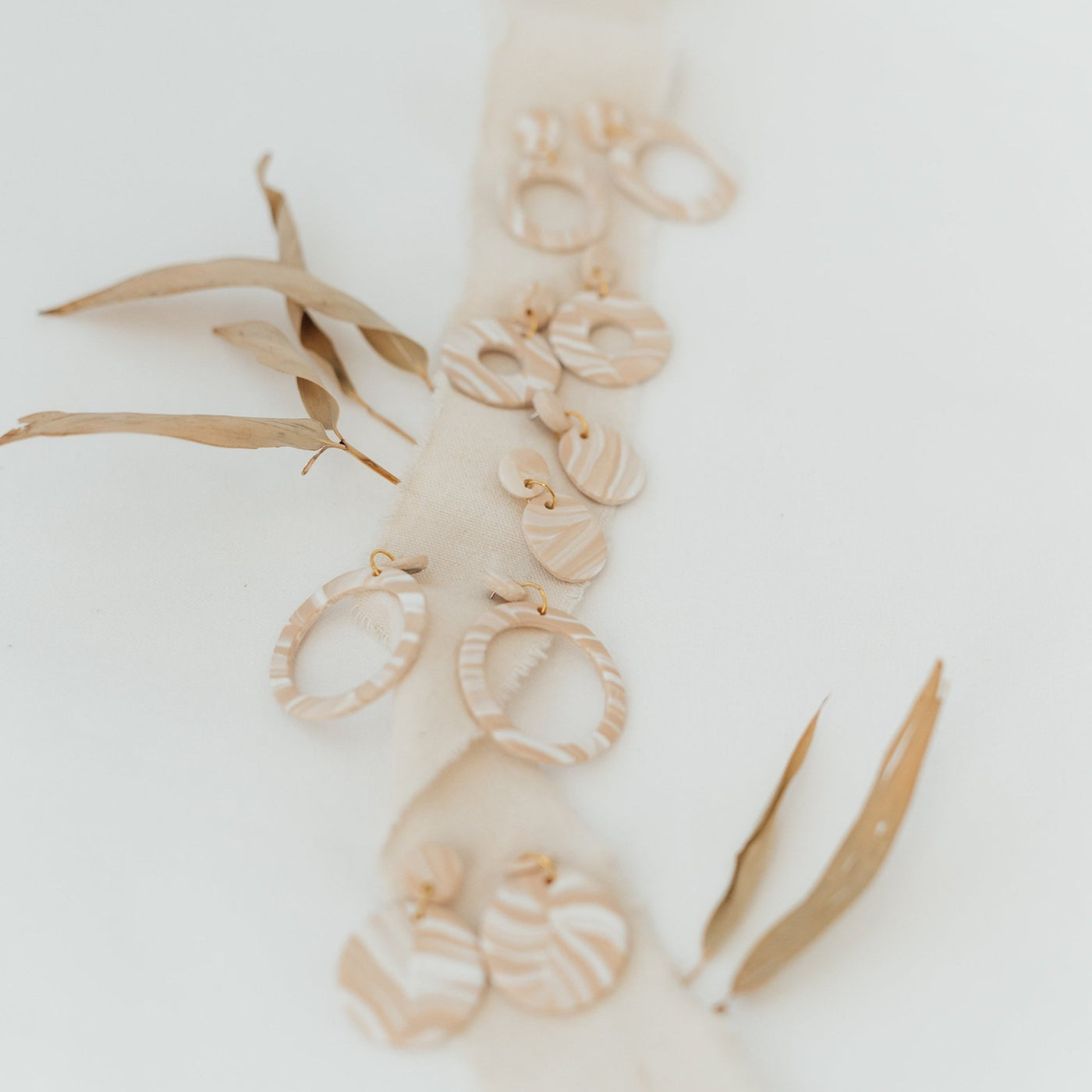 Circle Small (with cutout) | Ohrringe für €17.99 von So Loved Manufacture