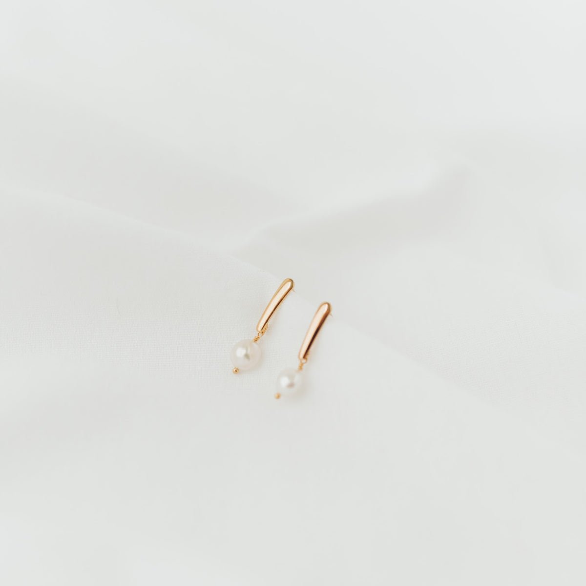 Endless Pearl | Ohrringe für €19.99 von So Loved Manufacture