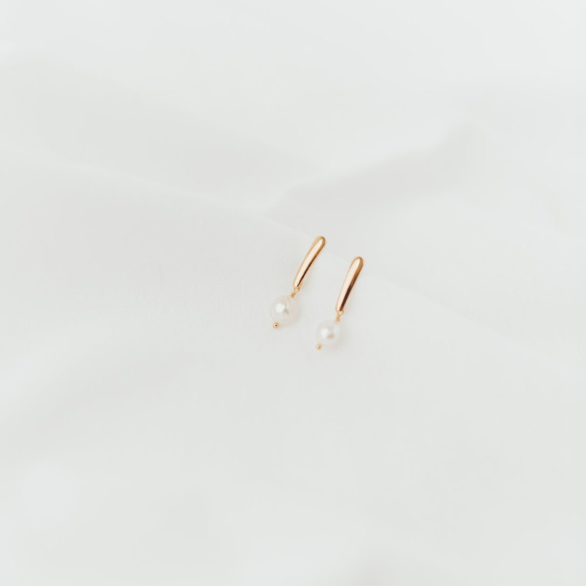 Endless Pearl | Ohrringe für €19.99 von So Loved Manufacture