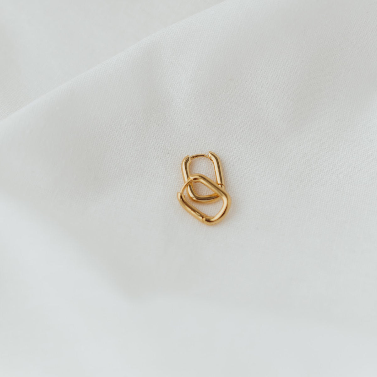 Mini Cara | Ohrringe für €32.99 von So Loved Manufacture