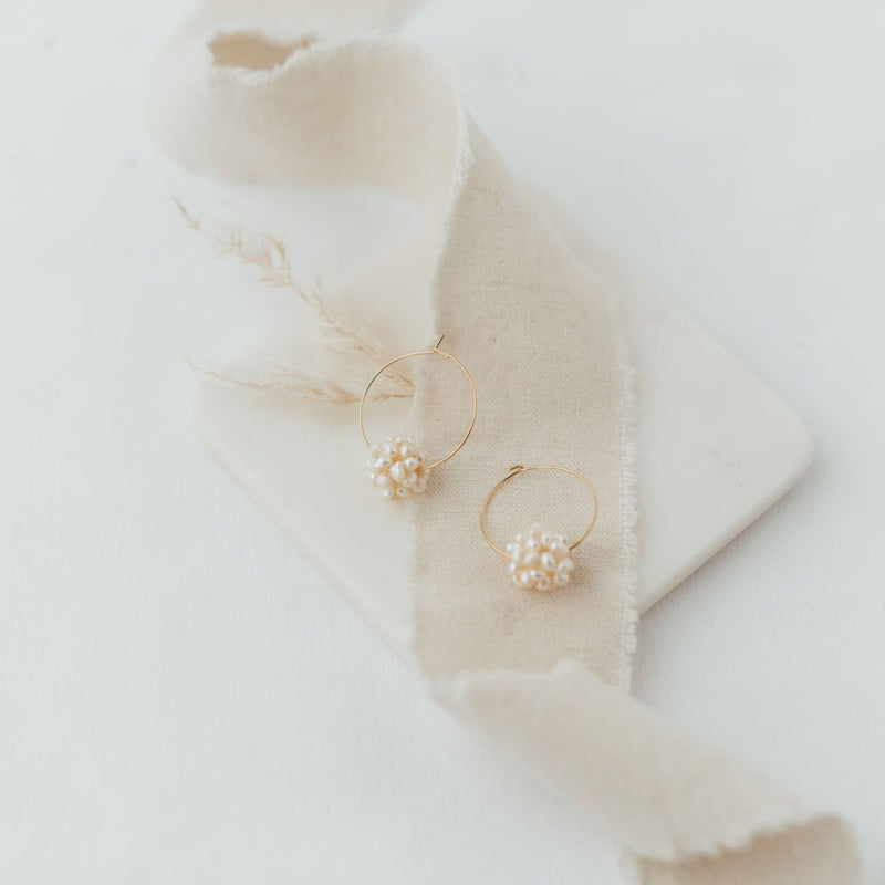 Classic Pearl | Ohrringe für €29.99 von So Loved Manufacture