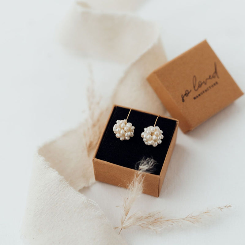 Classic Pearl | Ohrringe für €29.99 von So Loved Manufacture