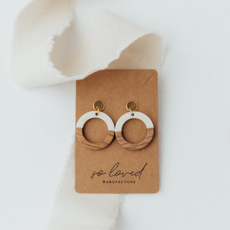 Wooden Circle (with cutout) | Ohrringe für €19.99 von So Loved Manufacture